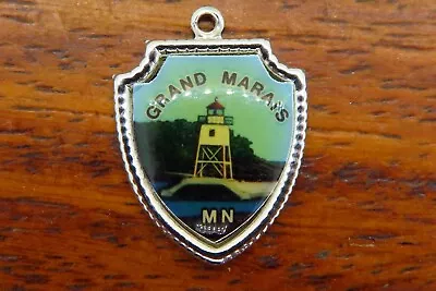 Vintage Silver GRAND MARAIS MINNESOTA LIGHTHOUSE TRAVEL SHIELD Charm 26-21 • $16.95