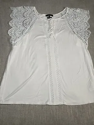 Miss Me Top Blouse Women’s Large White  Sleeveless • $6.57