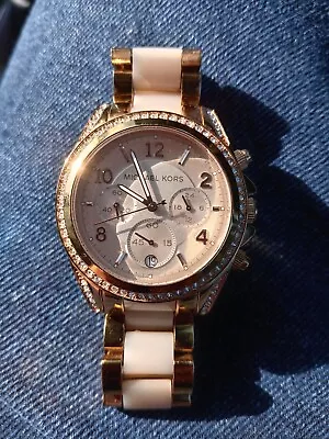 Michael Kors Ladies Blair Chronograph Watch. Rose Gold. MK-5943 • £35