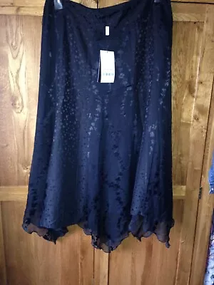 Bnwt! Laura Ashley Black Circle/flower Print Silk Mix Skirt Size 16 • £16.50