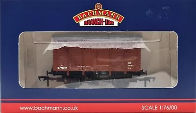 Bachmann 38-230 12T Ventilated Van With Plywood Doors In Early BR Bauxite Livery • £14.99