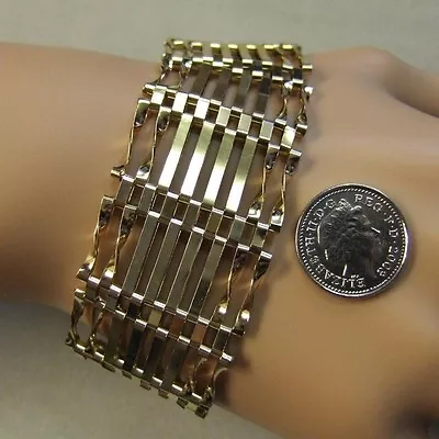 9 Ct GOLD Second Hand 8 Bar Gate Bracelet • £975
