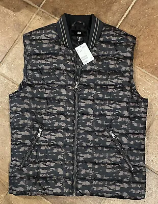 H &M Full Zip Packable Down Feather Camo Vest Men's 38R NWT Inside Pocket • $26.99