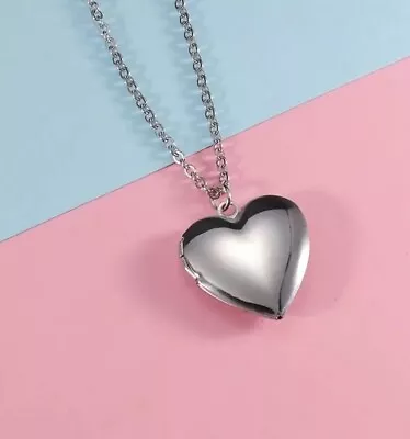 Silver Ladies Heart Shaped Opening Memorial Keepsake Locket Pendant & 45cm Chain • £9.99