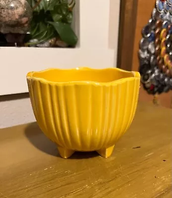 Vintage McCoy Pottery Yellow Ribbed Planter Bowl 612 USA • $16