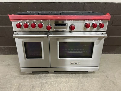 $10750 • Buy Wolf DF486C - 48  Dual Fuel Range Professional 6 Burners + Charbroiler (Grill)