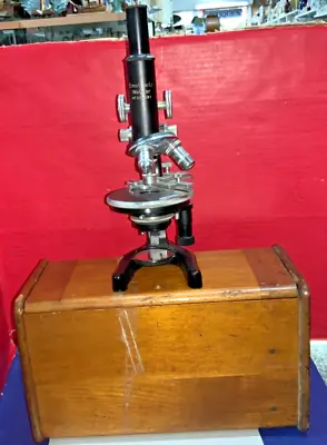 Vintage Ernst Leitz Wetzlar Black Microscope No. 354391 W/ Wooden Box - AS IS • $758.74