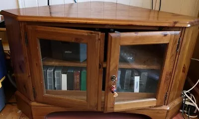 £25 • Buy Ducal Pine TV Corner Unit 