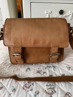 £16.99 • Buy Fat Face Tan Stachel Style Shoulder Bag 
