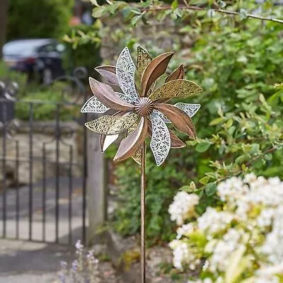 Garden Wind Spinner Anemos Smart Garden • £16.39