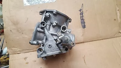 $74.80 • Buy 1983 Honda VF1100 C V65 MAGNA Front Left Carburetor Body # 2 CODE VD70A