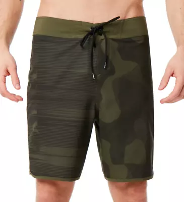 Oakley NEW Men Utah Camo Mash 19 Dark Brush Swim Shorts Size W36 • £13.29