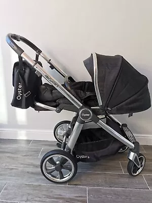 Oyster 3 Pram Pushchair - Caviar Black • £197.69