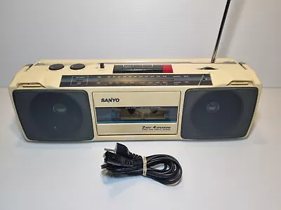 Vintage Sanyo M7024f Boombox - Cream - Radio Cassette Player M7024f • $40