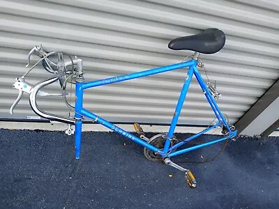 Vintage Bicycle Schwinn Traveler 3 *No Wheels* Read Description  • $80