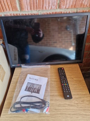 £40 • Buy Technika 24 Inch TV
