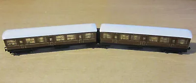 Hornby Dublo 3 Rail LNER Teak 1st/3rd Articulated Coaches • £60