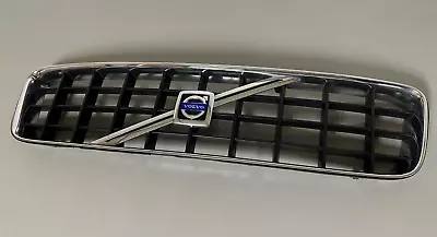 2003 2004 2005 2006 Volvo XC90 Front Hood Upper Grille Assembly OEM 8620641 • $59.99