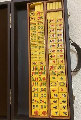 Mah Jong Vintage 1960s Bakelite Butterscotch 165 Tiles Set 4 Colored Racks Case • $250