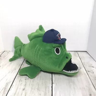 RARE MLB Genuine Merchandise MN Twins Fish Green Anglerfish Plush - Minnesota • $15.97