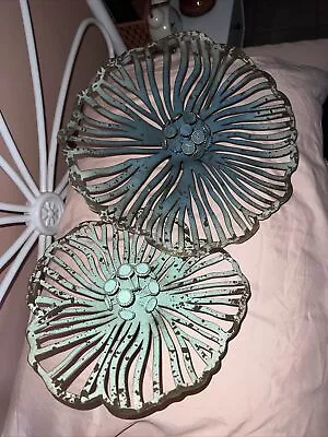 Decorative Metal Flower Wall Decor • $12.50