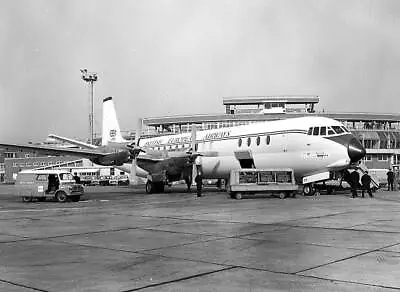 Britain's New Airliner The Vickers Vanguard 1959 HISTORIC OLD PHOTO • $5.51