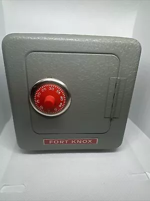 Vintage 1960’s Fort Knox Metal Toy Safe Combination Coin Bank. • $39.99