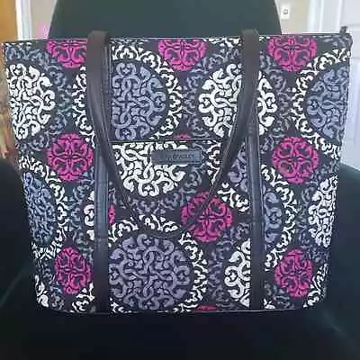 NWOT Retired Vera Bradley Winter 2013 Canterberry Magenta Print Quilted Tote Bag • $69