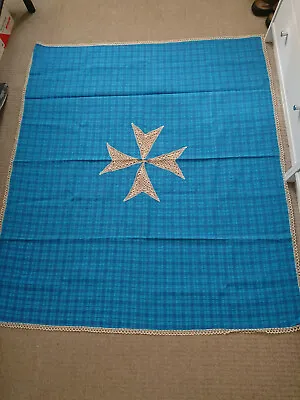 Vintage 60's Vibrant Barkcloth Tablecloth With Maltese Cross Lace Centre Panel • $16.41