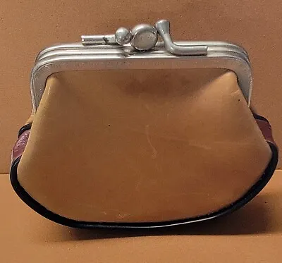 Vintage Leather Change Coin Purse Kiss Lock Genuine Calf ( FREE SHIPPING IN USA) • $19.99