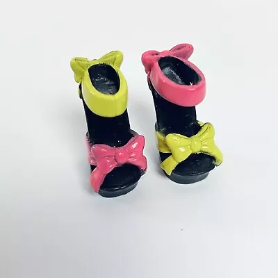 Mattel Monster High Gloom Beach Draculaura Ribbon Sandals Shoes • $5.98