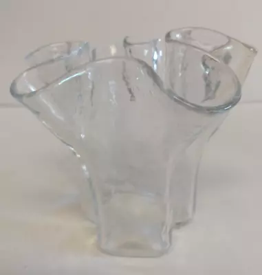 MCM Muurla Finland Art Glass Clear Ruffled Handkerchief Vase 5  Eva Glass • $34.99