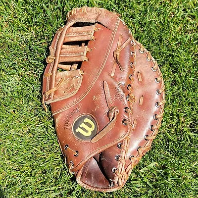 Wilson A2800 Baseball Glove Softball First Base Mitt RHT USA Great • $114.99