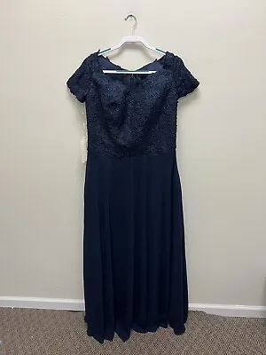 Mother Of The Bride Evening Gown Navy Sz 16W NWOT • $74.99