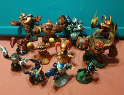 $10 • Buy Skylanders GIANTS Game Figures XBOX 360 Random Lot Assortment 