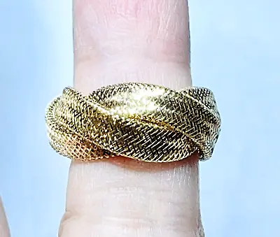 14k Real Yellow Gold Mesh Stretch Band Ring Fits Size’s 6-8. 1.4 Grams • $139