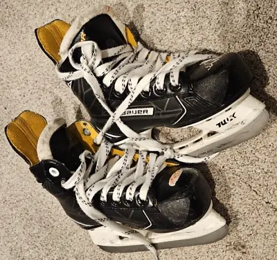 Bauer Ice Hockey Skates Youth 11D • $39