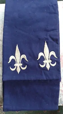£1.99 • Buy Navy Blue College-style Scarf With Four Gold Coloured Embroidered Fleur-de-lis