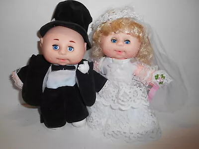 Vintage 1979 Uneeda Wedding Bride & Groom Dolls Vinyl 7.5  • $9.99