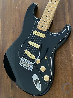 Fender Stratocaster “Gilmour Modified” Black 2004 • $1150