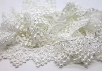 2yd Vintage Venice Lace 1 3/8  White Grape Edge Scallops Dagged Edge Floral Lo • $2.25