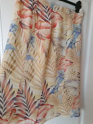 £4 • Buy Pretty Cream Floral Tropical Print Floaty Lightweight Skirt Size 14