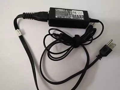 Genuine Dell Pa-1300-04 Lite-on  19v 1.58a Ac Power Charger Adapter • $9.99