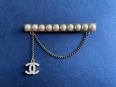 Vintage Chanel Paris Made In France Chanel Logo Pearl Pin Brooch Costume Rare! • $600