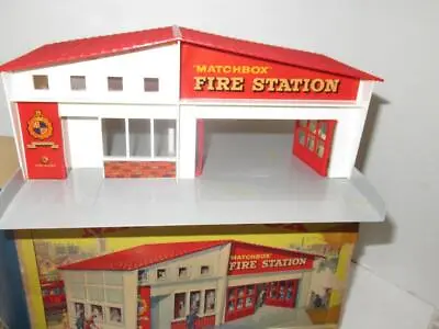 Diecast Lesney/matchbox Fire Station Gift Set G-5 W/cars - Boxed - S6 • $675