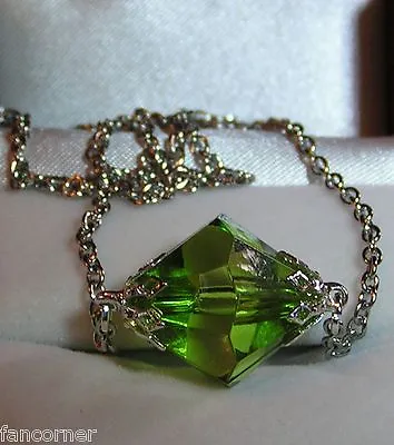 £16.38 • Buy Smallville Pendant Lana Lang Kryptonite Green Green Necklace