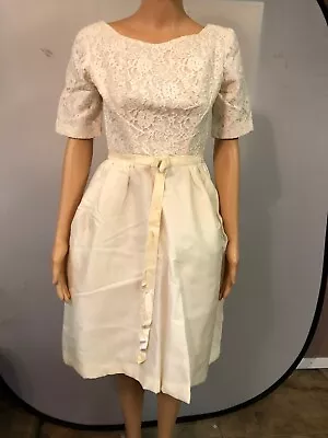 Vintage Formal Wedding Bridesmaid Flower Girl Communion Dress Size 9 • $12.95