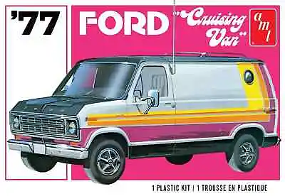 AMT AMT1108 1977 Ford Cruising Van Model Kit 1:25 • $27.99