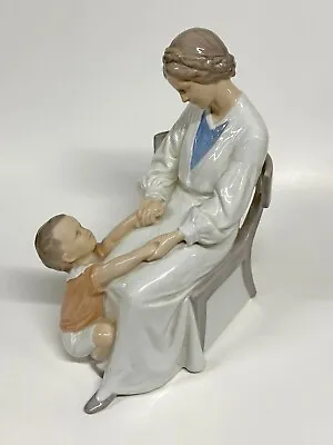 B & G Porcelain Figure 1642 ~ MOTHER & CHILD - 9  - Copenhagen Denmark • $99