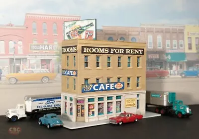 N SCALE HOTEL & CAFE CORNER BUILDING DPM New BUILT WEATHERED • $79